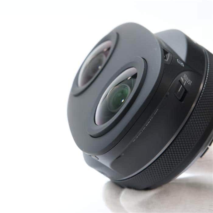 RF-S3.9mm F3.5 STM DUAL FISHEYE