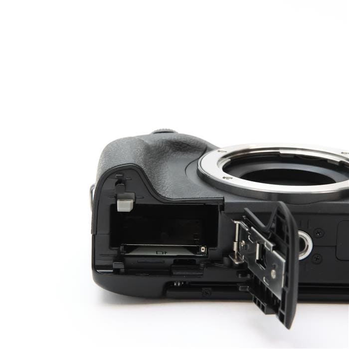 中古)Canon (キヤノン) EOS M3 ダブルズームキット ブラック（商品ID