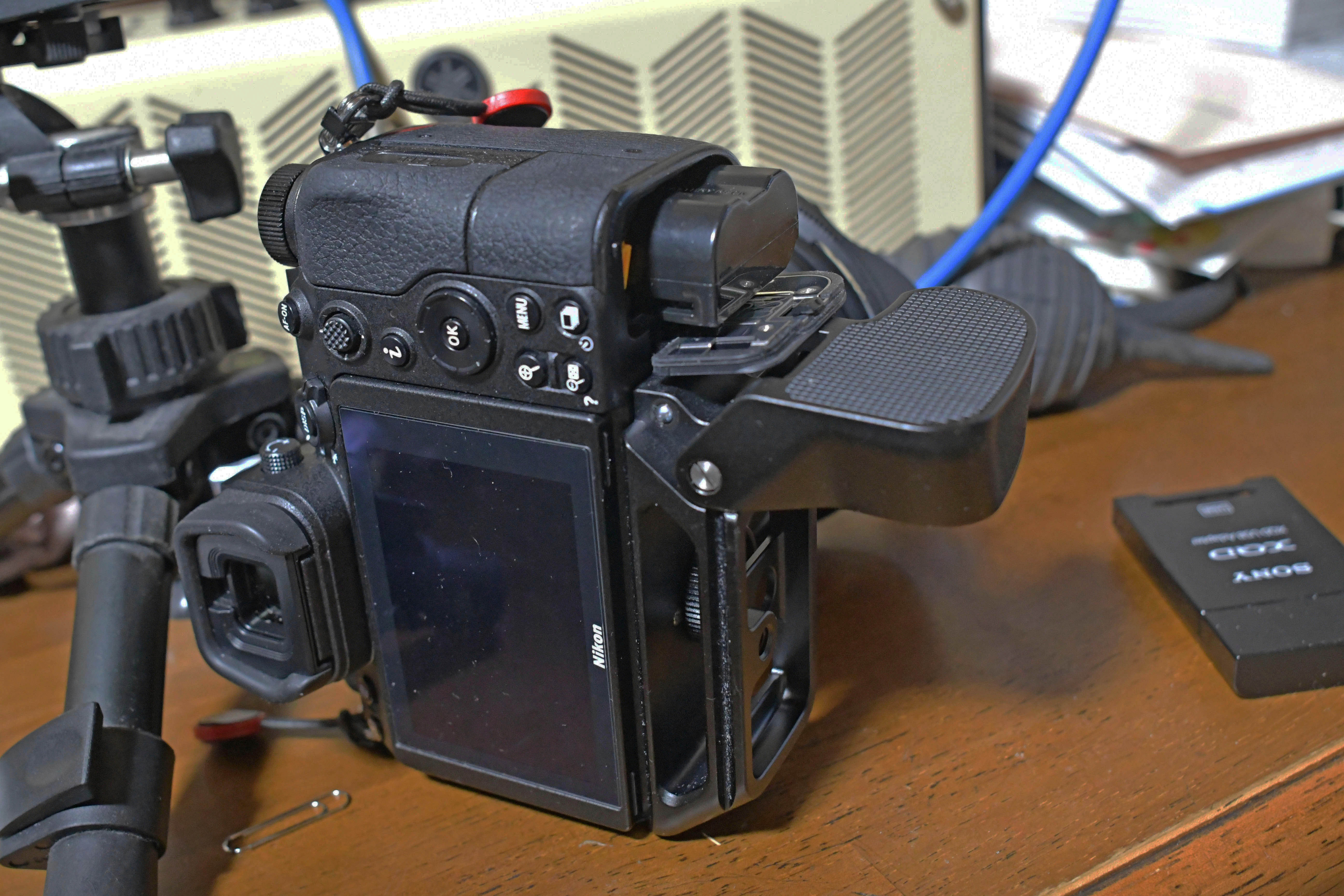 新品)Nikon (ニコン) Z用エクステンショングリップ Z-GR1(商品 新品)Nikon (ニコン) Z用エクステンショングリップ Z-GR1(商品