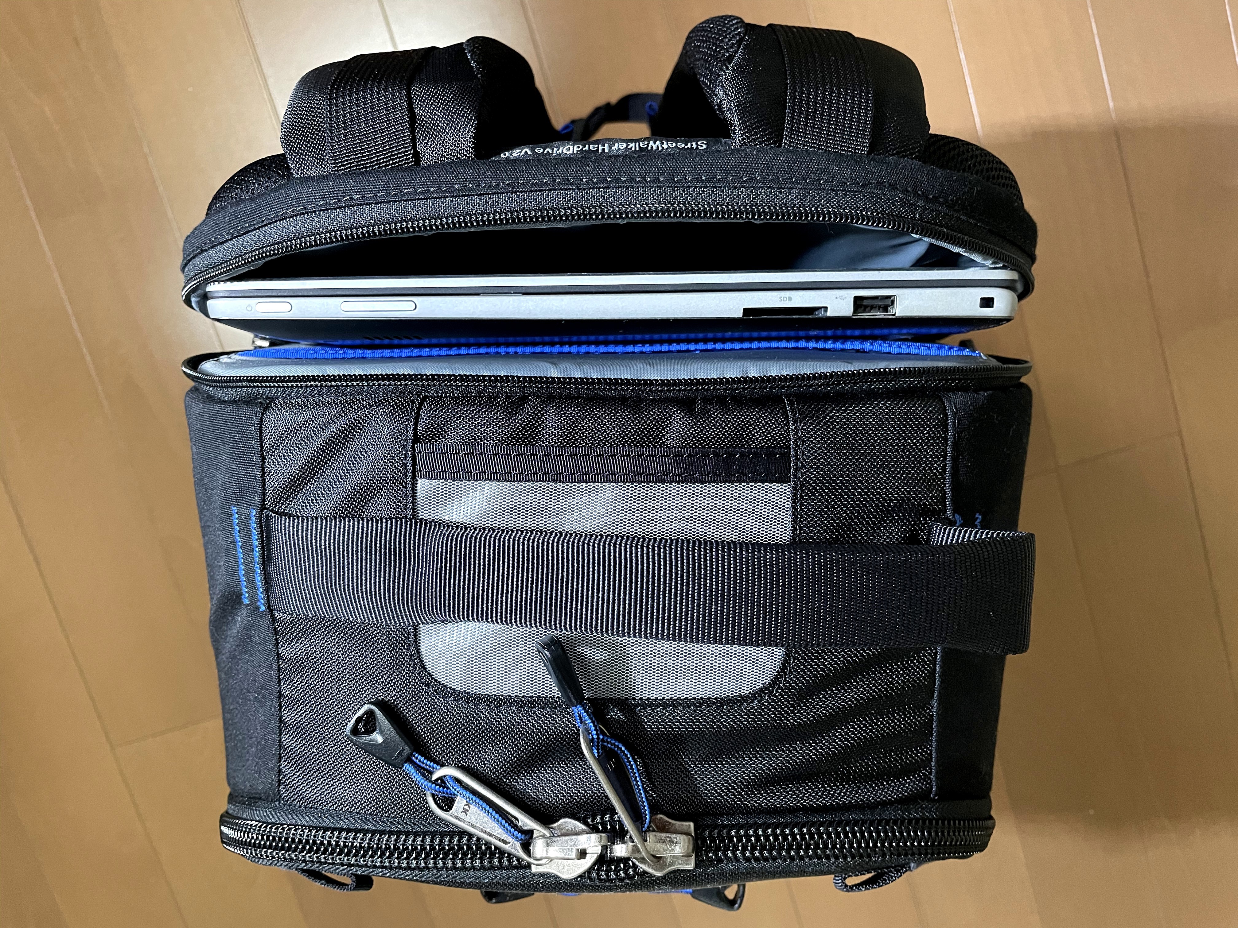 新品)thinkTANKphoto (シンクタンクフォト) カメラバックパック