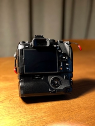 新品)OLYMPUS (オリンパス) パワーバッテリーホルダー HLD-9（商品ID