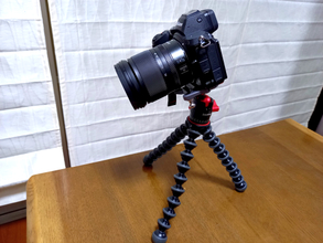 NIKON 1 NIKKOR 30-110mm F3.8-5.6 VR　シルバー コミュレビ」「エブリバディ・コンシェルジュ」｜マップカメラ