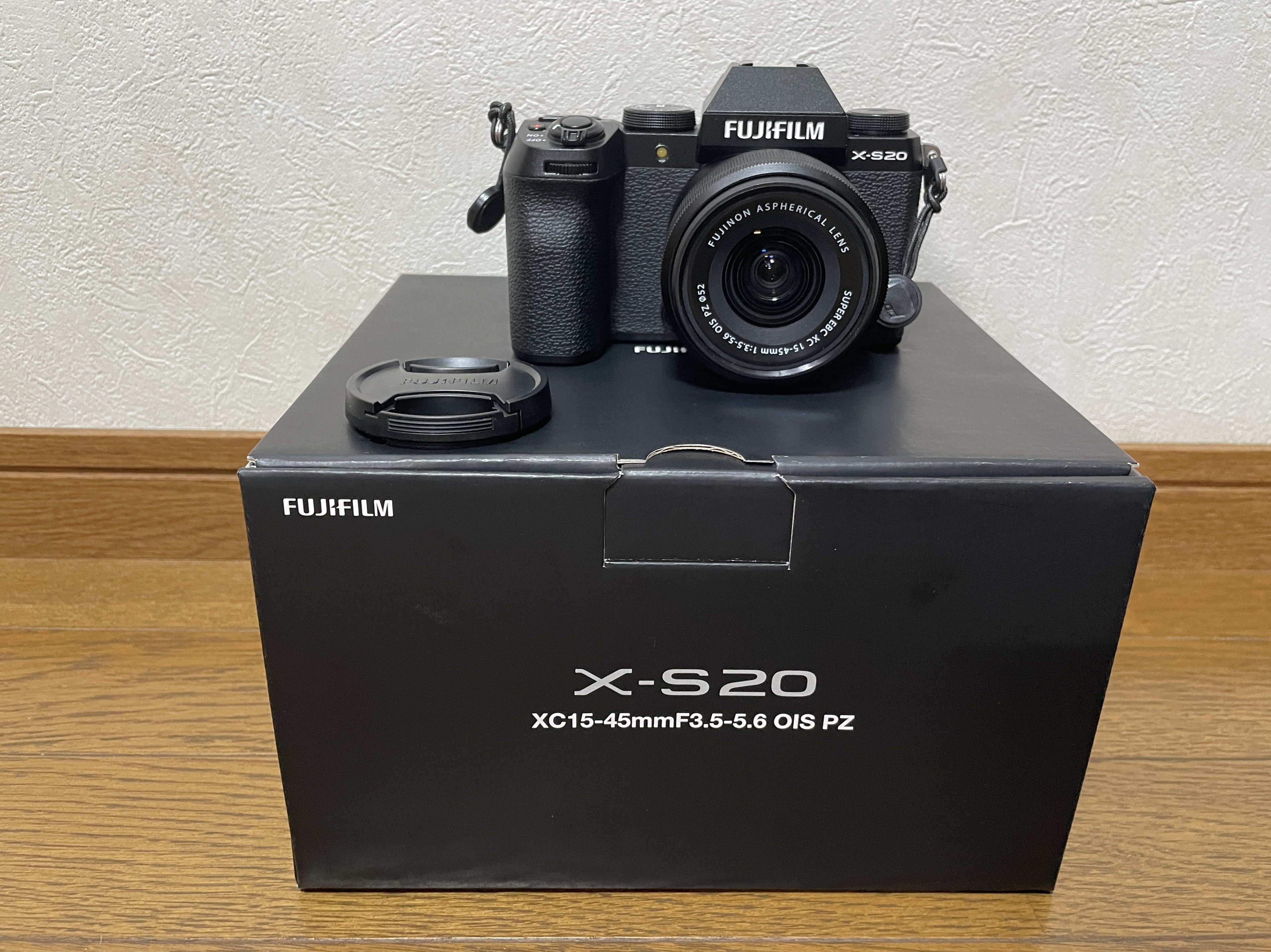 レンズ(ズーム) FUJINON XC 15-45mm F3.5-5.6 OIS PZ コミュレビ」「エブリバディ・コンシェルジュ」｜マップカメラ