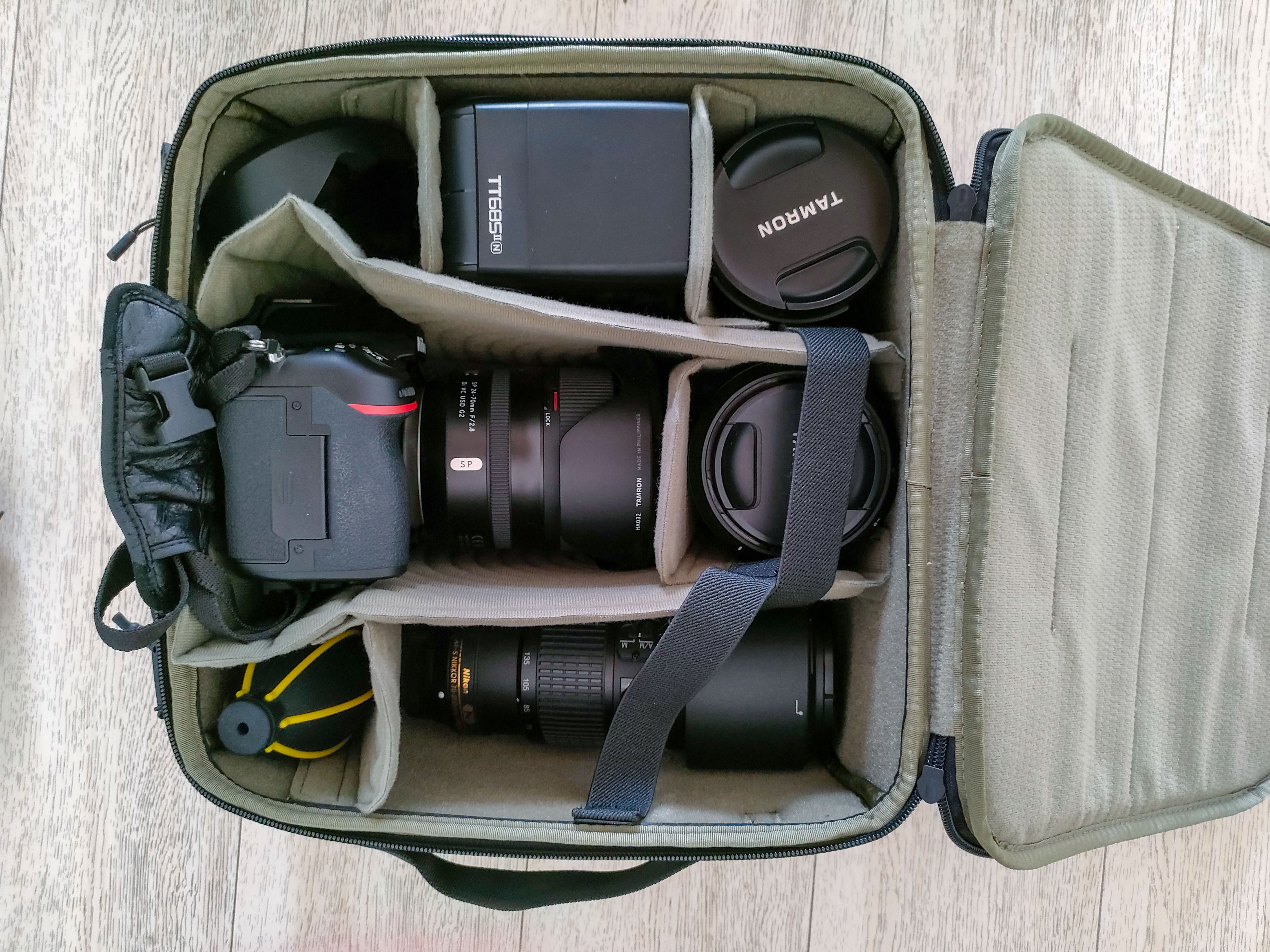 K2CONTOUR-BK-25,5㌢ 新品)PGYTECH（ピージーワイテック） カメラインサート Mサイズ