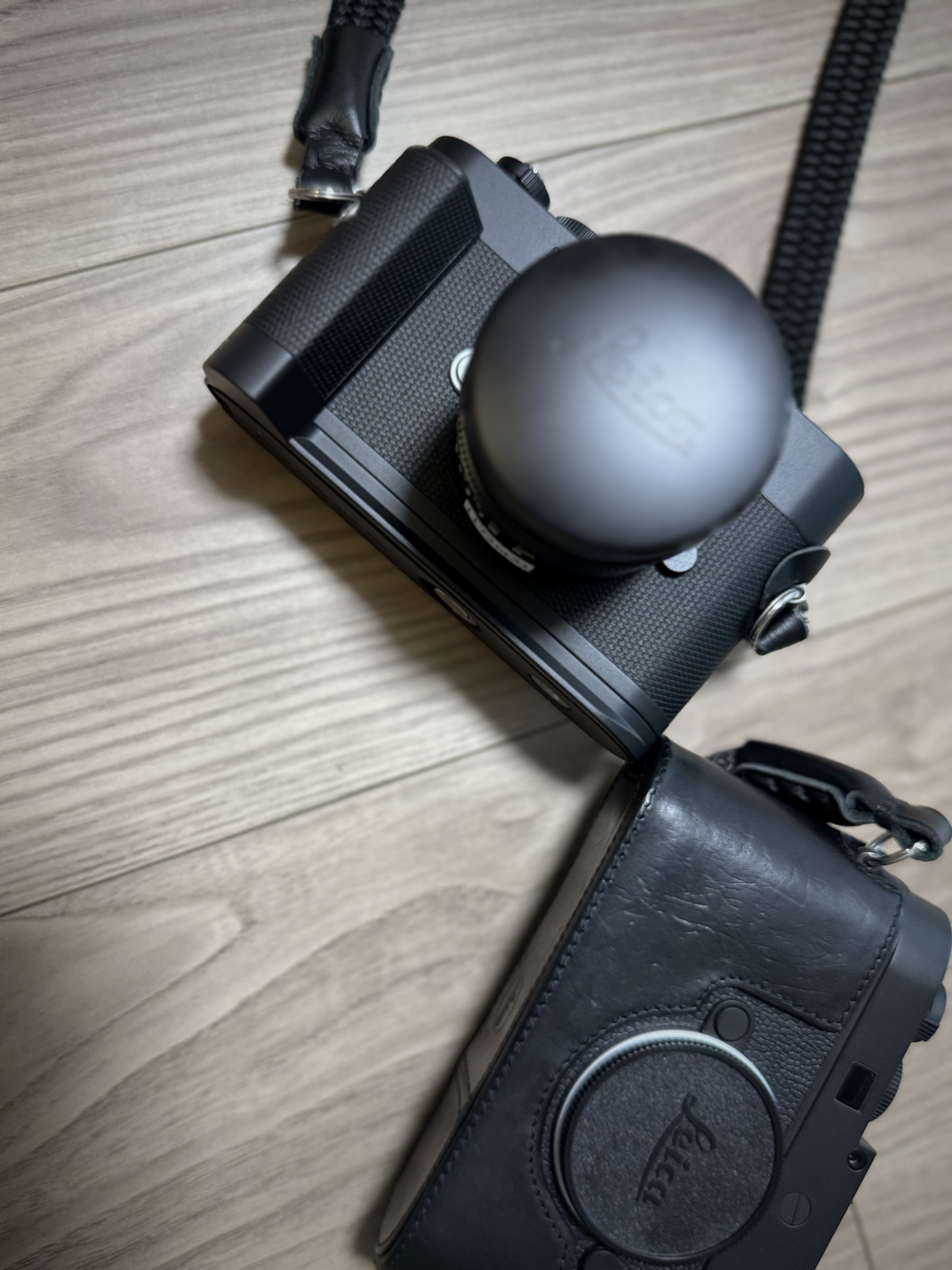 新品)Leica (ライカ) M11用ハンドグリップ ダイヤモンドパターン（商品