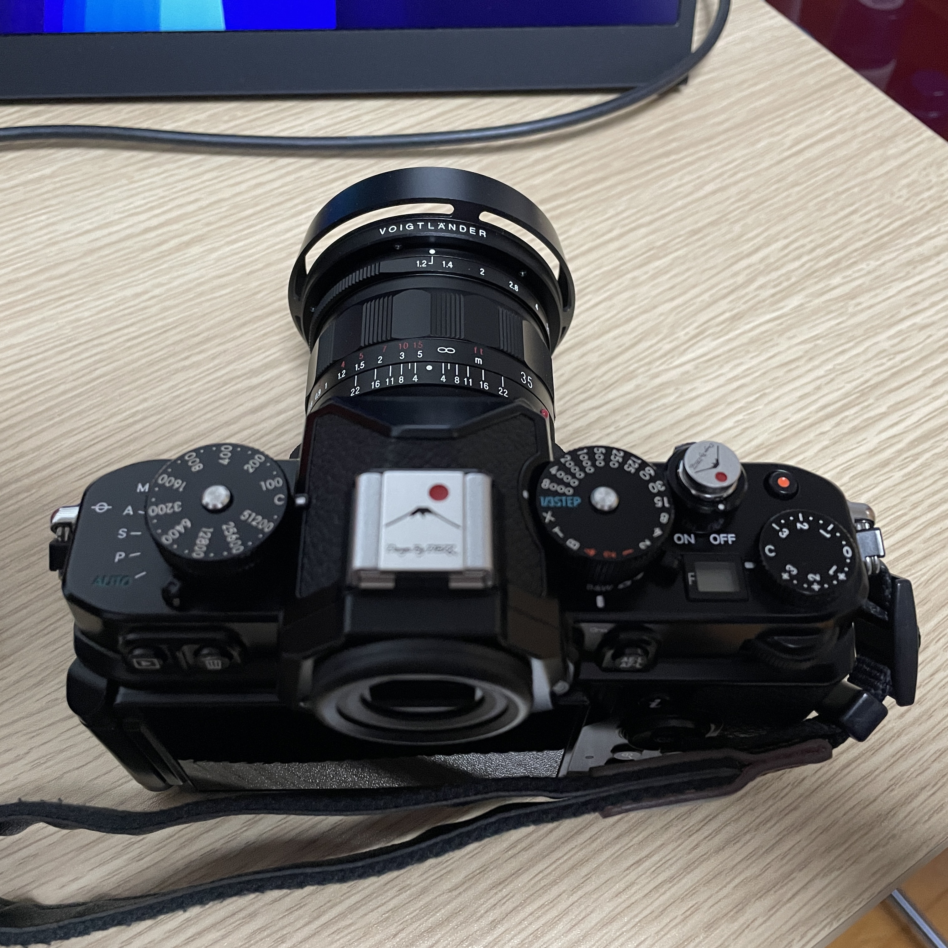 新品)Voigtlander (フォクトレンダー) NOKTON 35mm F1.2 Aspherical IV