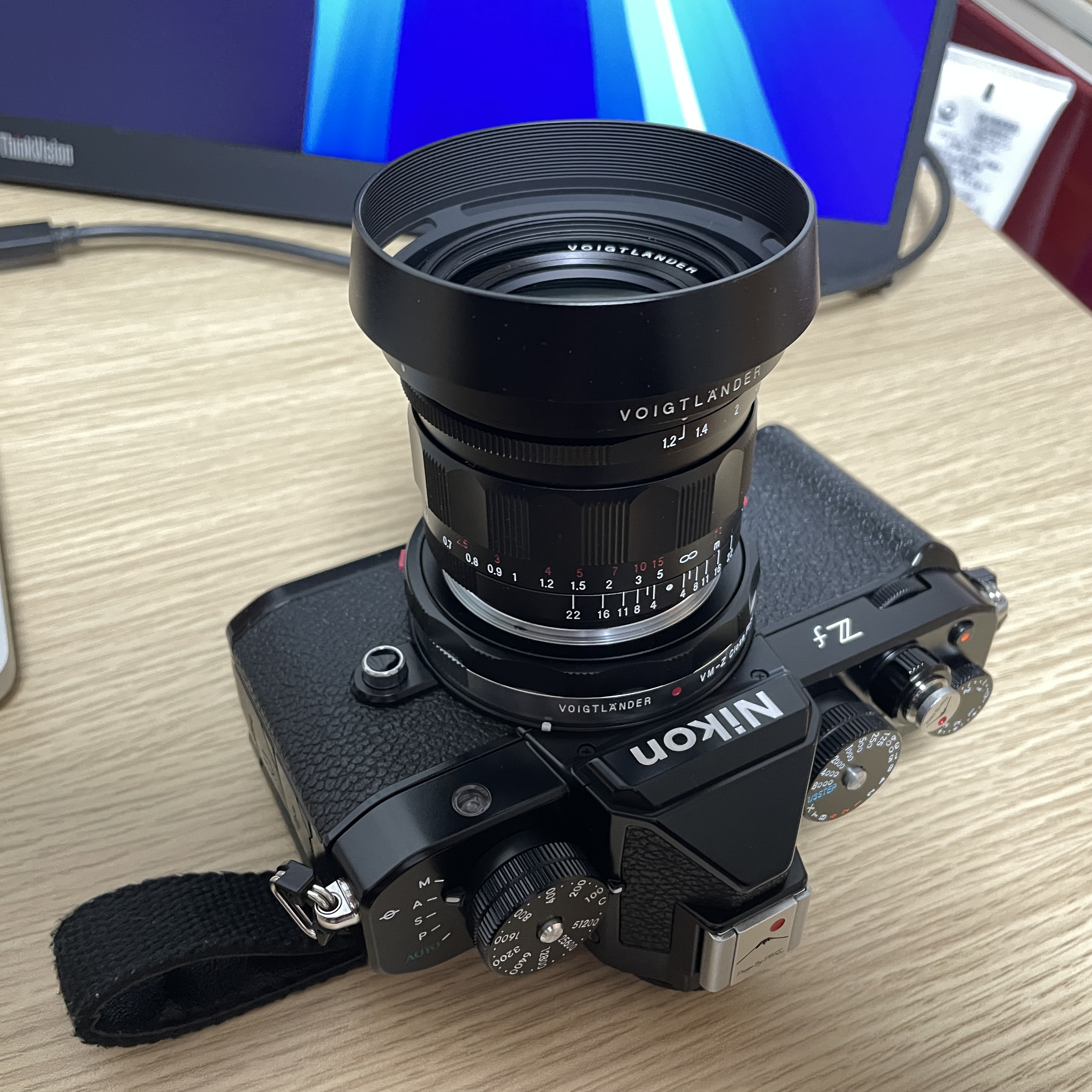 新品)Voigtlander (フォクトレンダー) NOKTON 35mm F1.2 Aspherical IV