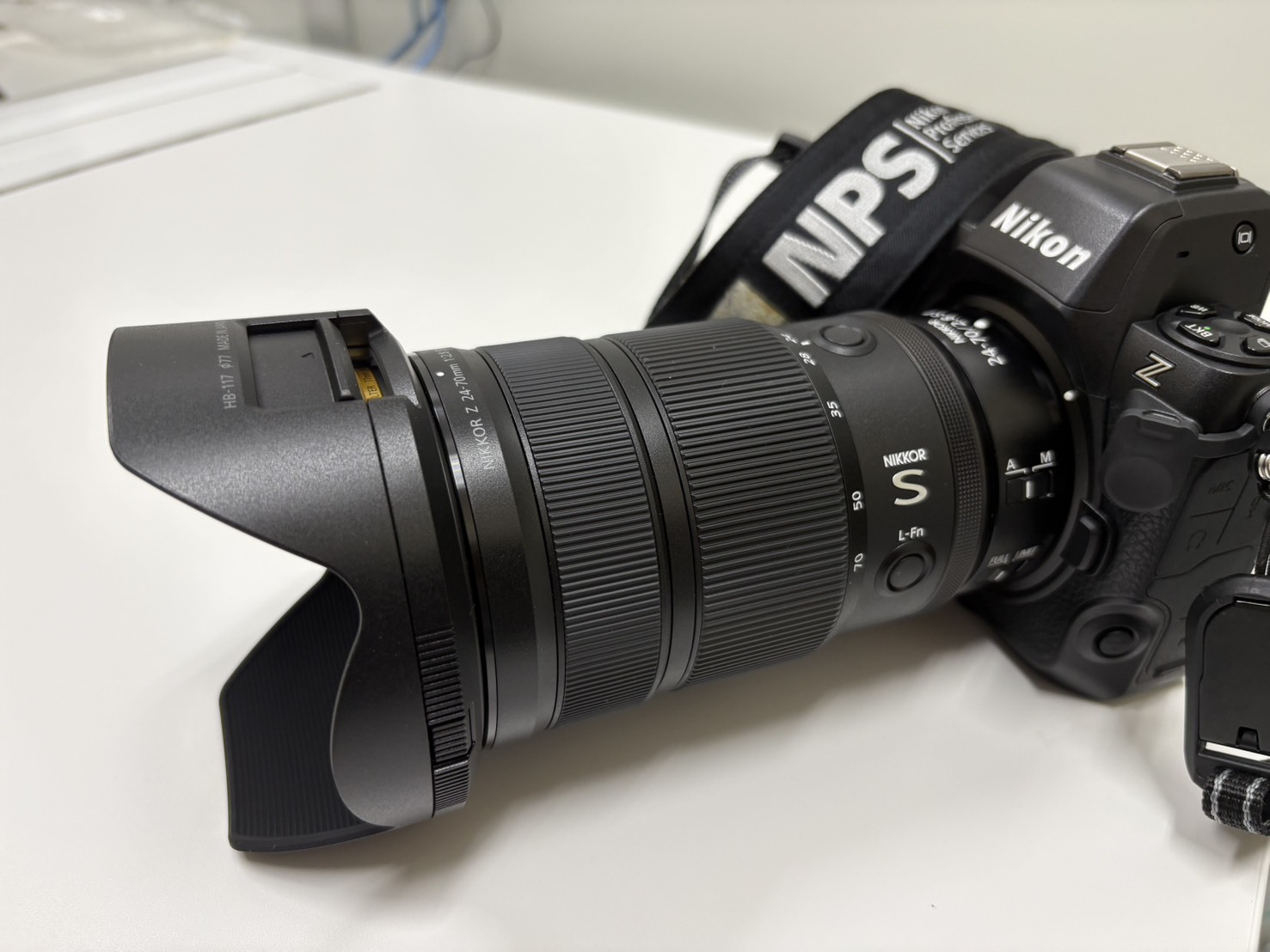 新品)Nikon (ニコン) ARCREST II PROTECTION FILTER GOLD EDITION 77mm 新品)Nikon (ニコン) ARCREST II PROTECTION FILTER GOLD EDITION 77mm