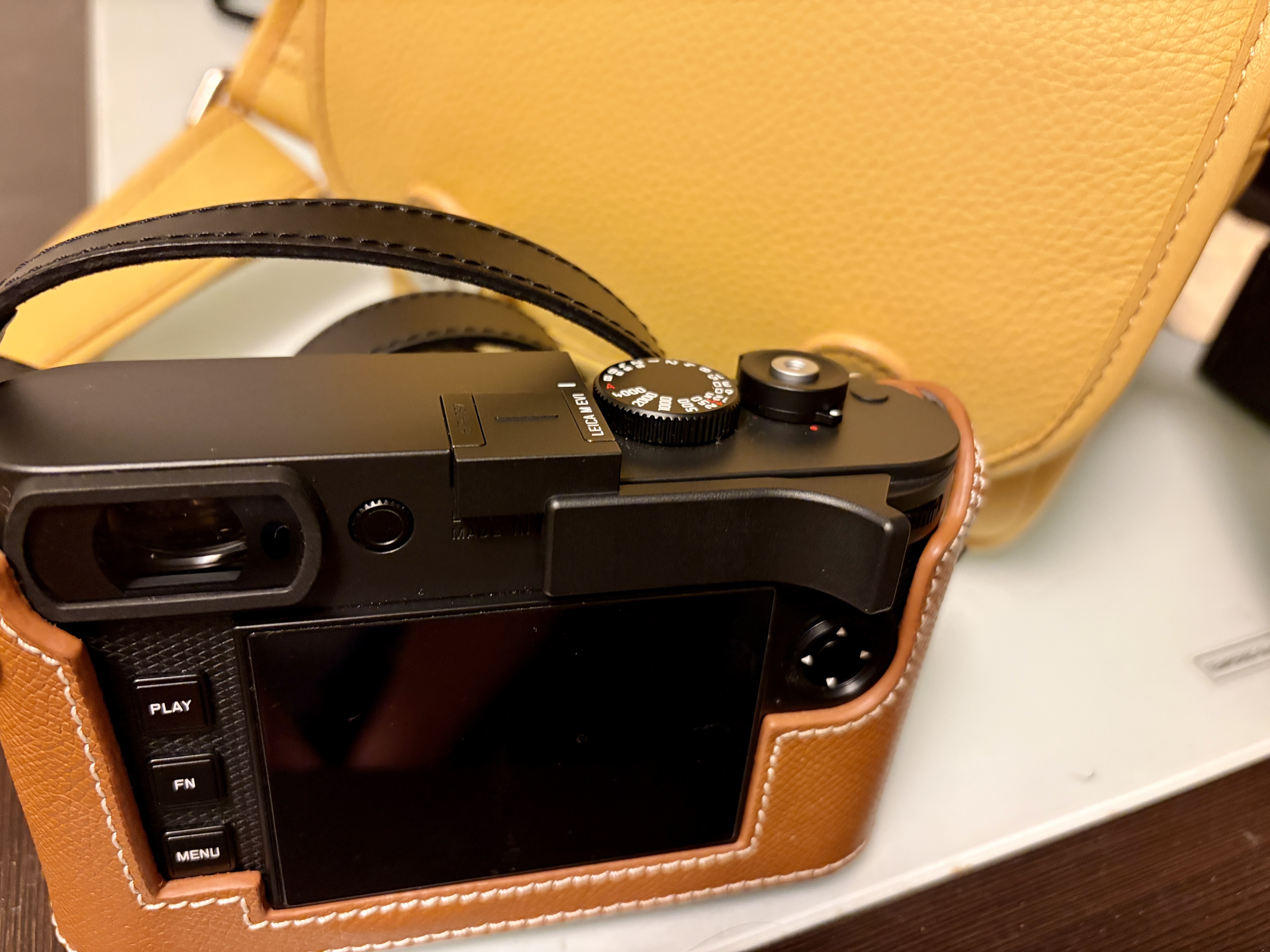 新品)Leica (ライカ) M11用 サムレスト ブラック（商品ID