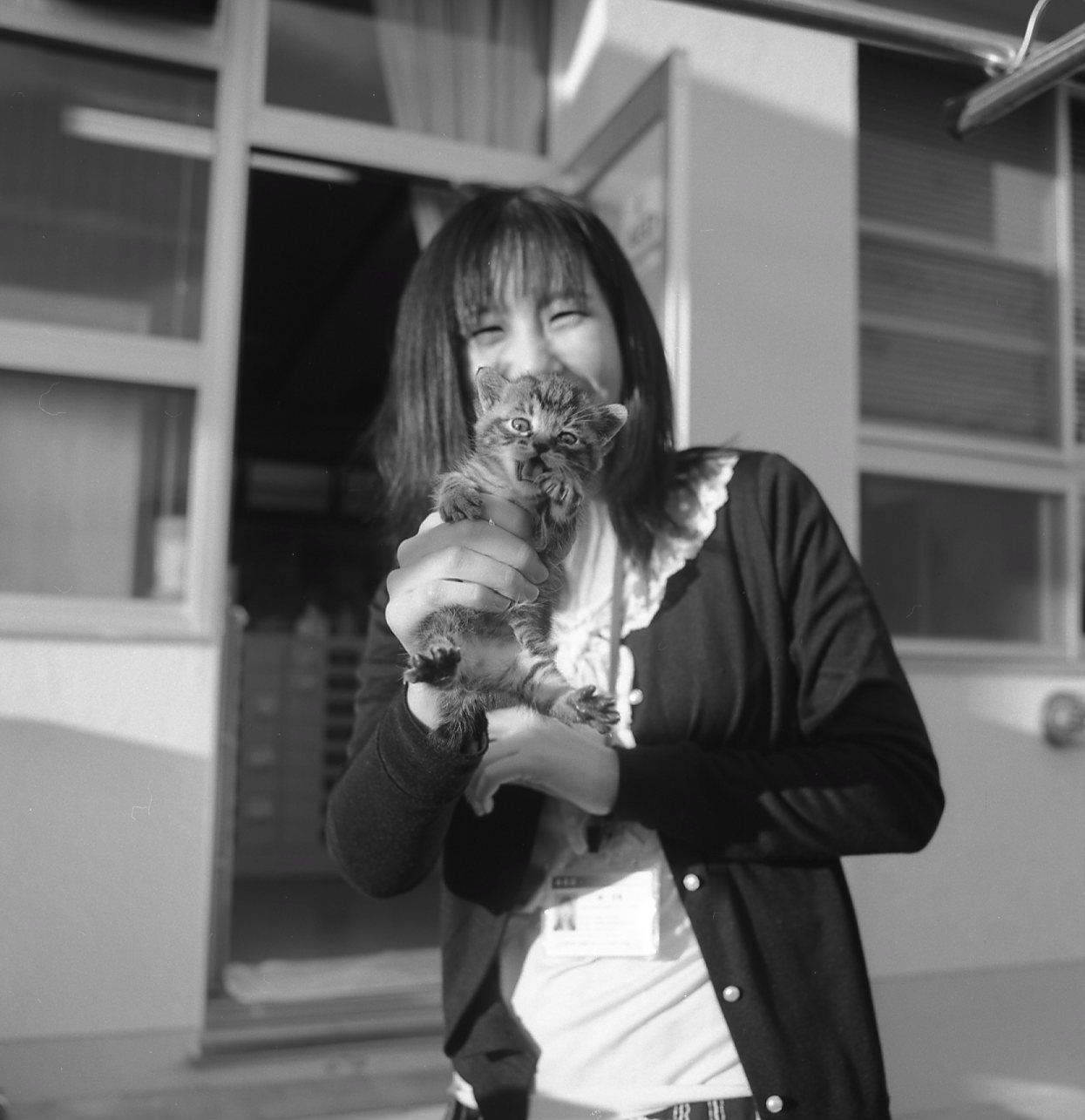 レンズ(ズーム) Nikon AF-S 18-200mm F3.5-5.6 G ED DX VR コミュレビ」「エブリバディ・コンシェルジュ」｜マップカメラ